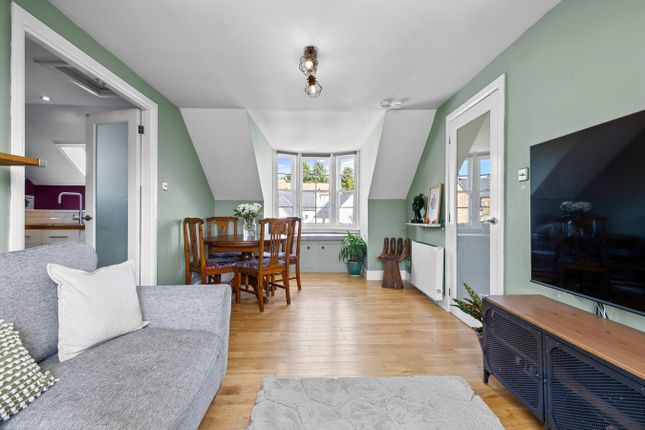 123e, Main Street, Newmilns photo 4