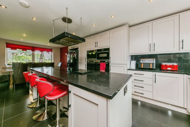 2, Grange Drive, Northwich photo 4