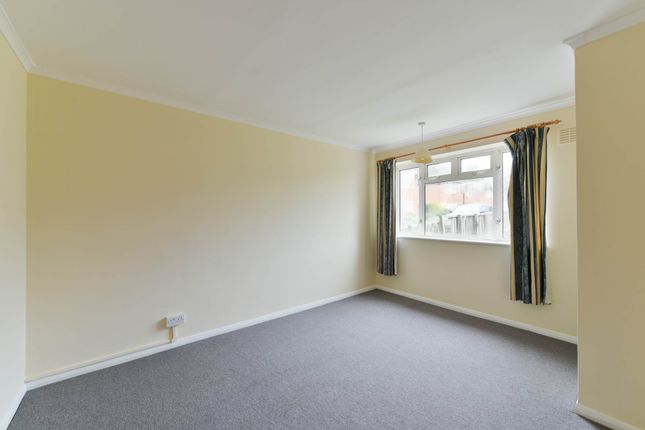 40, Rosebank, Epsom photo 5