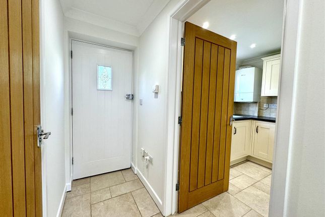 2, Florence Gardens, Chepstow photo 4