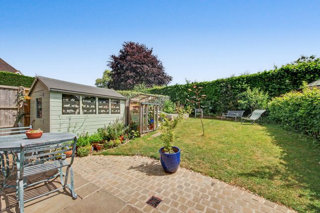 11 De Port Heights, Southampton photo 3