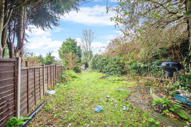 End terrace house for sale in Broom Hill Road, Rochester, Kent
