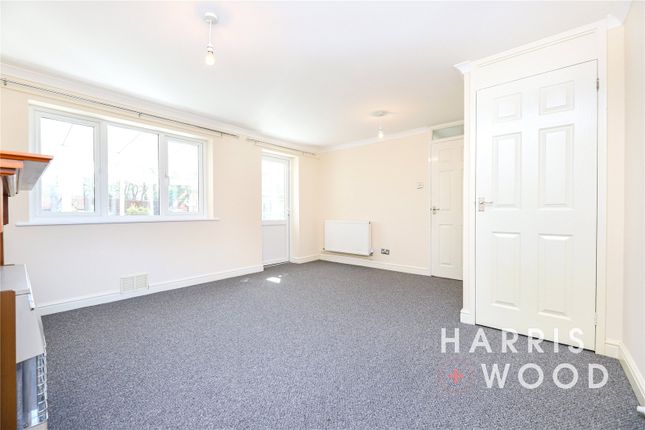 6, Deben Court, Essex photo 4