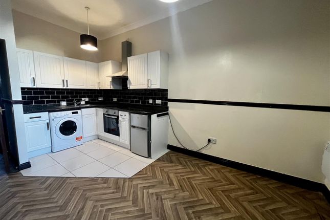 5 Chapel Apartments, Bank Street, Coleford photo 4