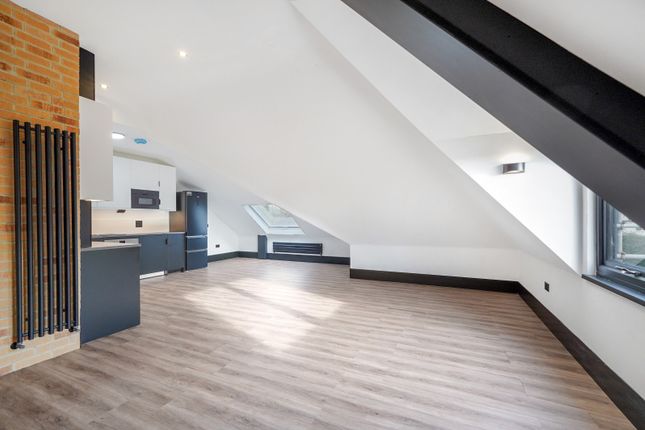 3 Bed Property To Rent In Banstead
