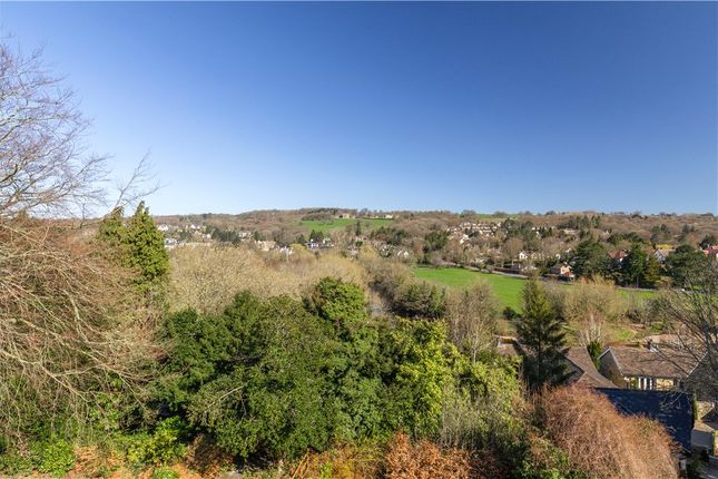 First Floor Apartment, 3 Fairleigh, 112, Skipton Road, West Yorkshire photo 3