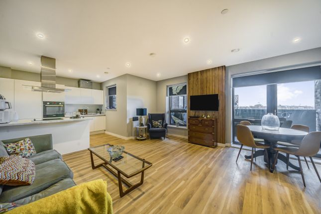 2-bed flat on Flat Twenty Seven, New Bell House, Hounslow, £450,000