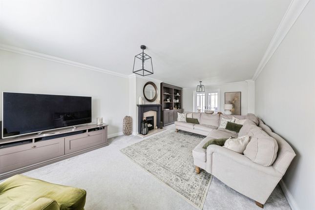 3, Stonebridge Grove, Milton Keynes photo 2
