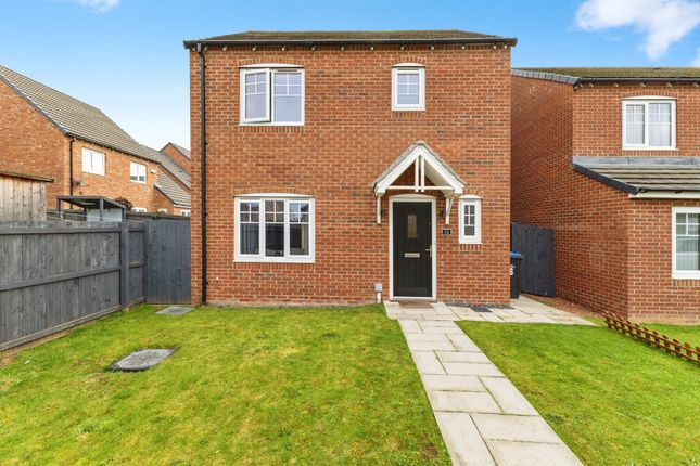 3-bed house on 16, Lord Close, Middlesbrough, £230,000