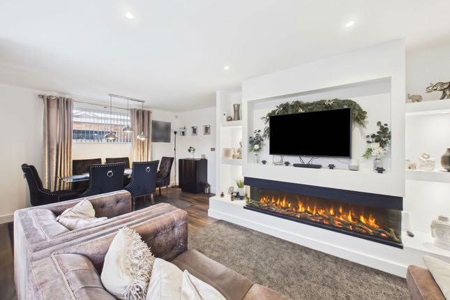 18 Greenbank Drive, Sutton-In-Ashfield photo 4