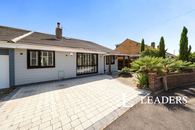 4-bed house on 28, Willow Tree Gardens, Hampshire, £530,000