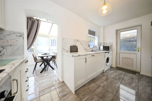 6, Rowton Avenue, Staffordshire photo 4