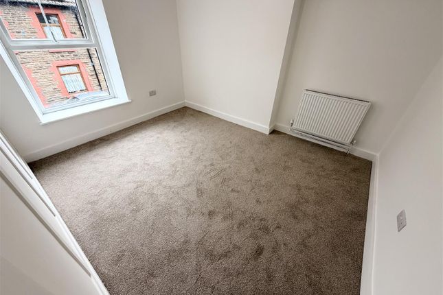 42, Eileen Place, Treorchy photo 5