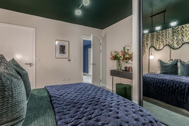 Dagenham Green 2 Bed Show Apartment