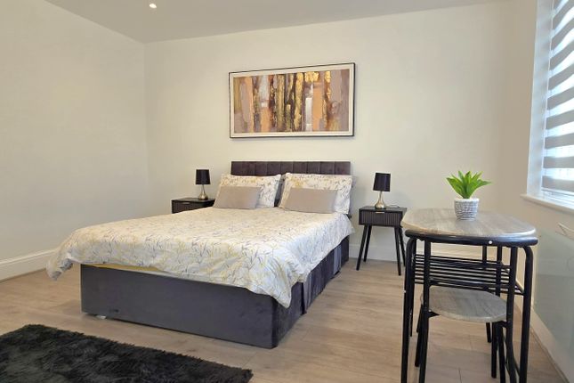 Room To Let