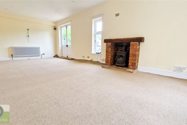 Detached house to rent in Kidderminster Road, Dodford, Bromsgrove