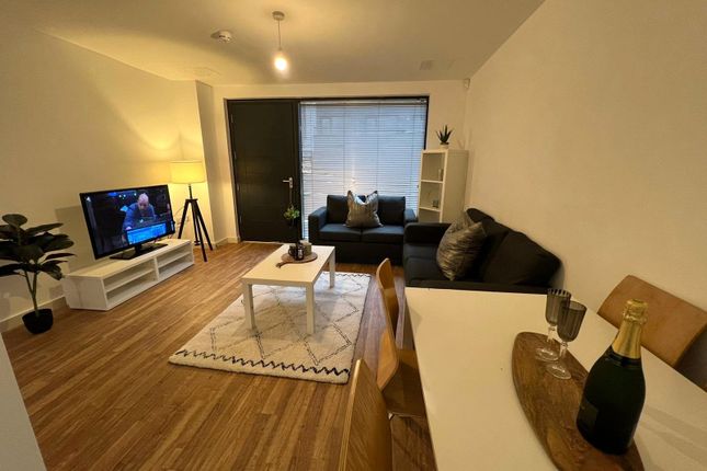 Flat to rent in The Courtyard, Caryl Street, Liverpool