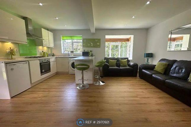 Milverton Green, Luton photo 5