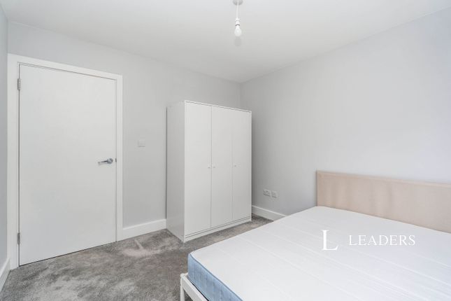 Flat 119 Compass Point, 450, Romsey Road, Southampton photo 3