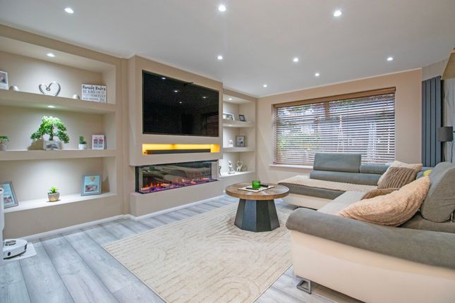 58 Ripon Close, Scunthorpe photo 2