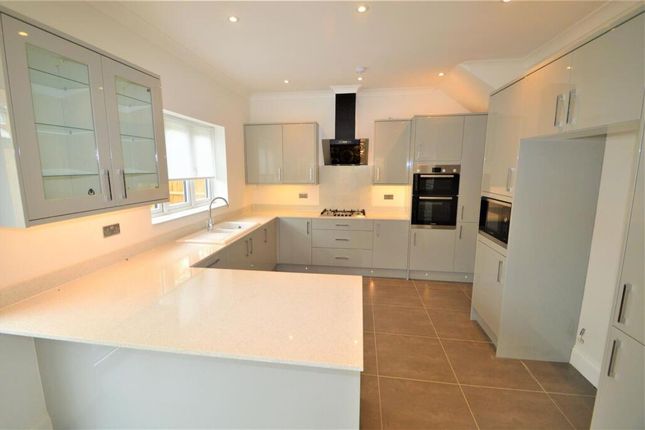 Cranbrook Road, Ilford photo 3