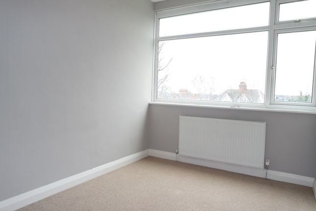 Flat for sale in Hadley Heights, Hadley Road, Barnet, Hertfordshire