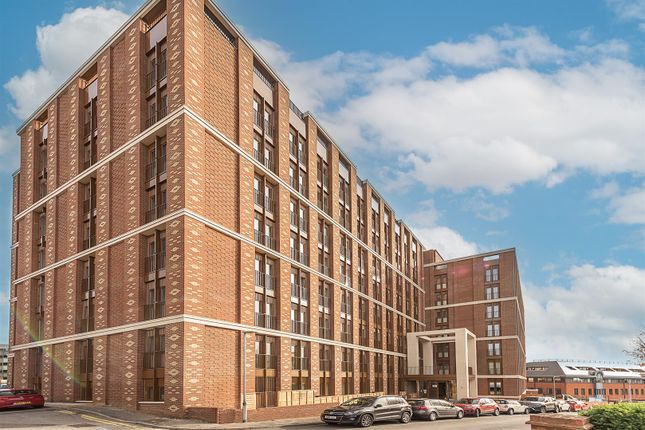 109 Ziggurat House.Jpg