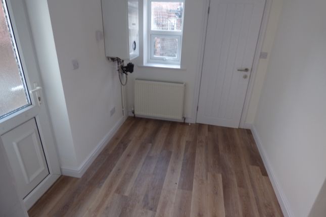 5, Newbridge Hill, Louth photo 4