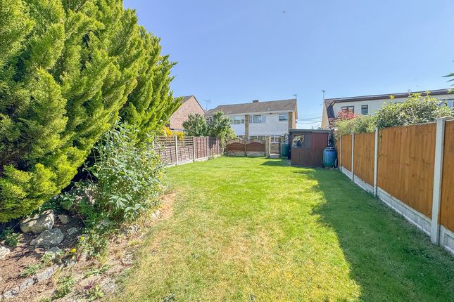 29, Canewdon View Road, Rochford photo 2