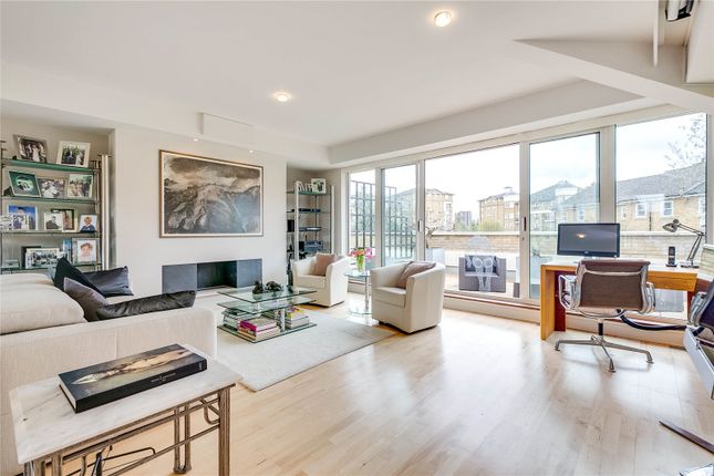 2 Bed Mews House For Sale In Oriel Drive Harrods Village Barnes