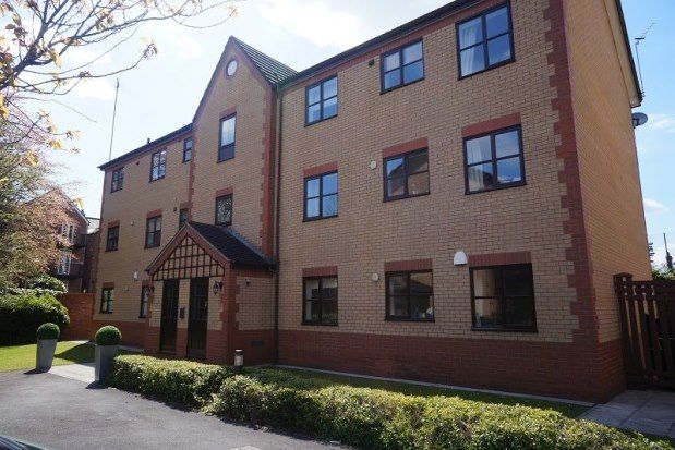 Thumbnail Flat to rent in 17 Raleigh Close, Manchester