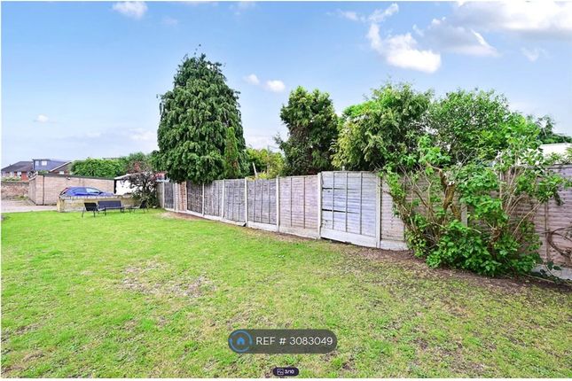 Chertsey Road, Ashford photo 3