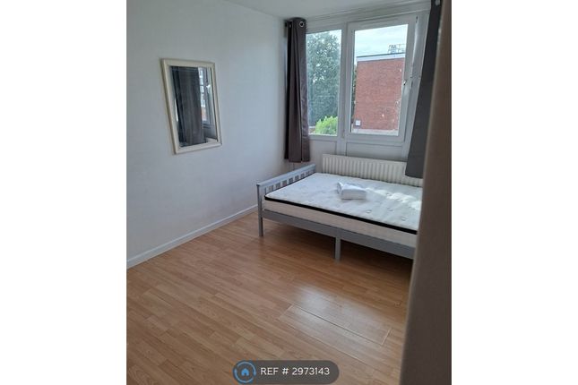 Alton Road, Roehampton photo 3
