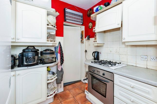 Terraced house for sale in The Crescent, Slough
