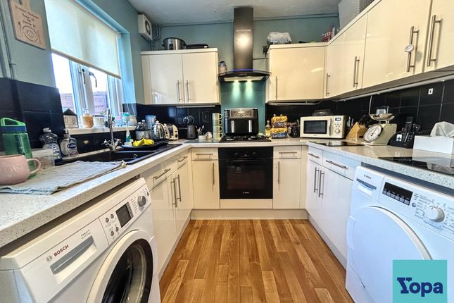 1, Keyes Close, Southend-on-sea photo 3