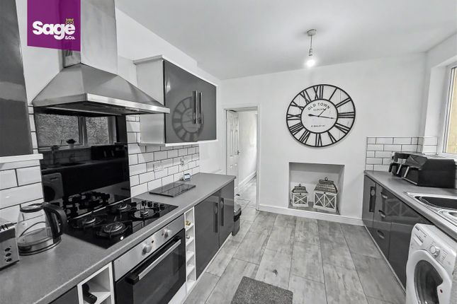 20, Falcon Terrace, Newport photo 5