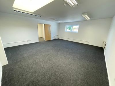 Office to let in Suites 11-13 Suffolk House, Banbury Road, Oxford