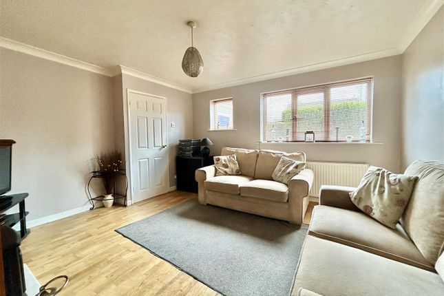 Semi-detached house for sale in Greenfield Close, Kippax, Leeds