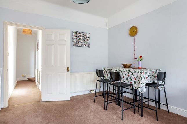 Flat 4, St. Cross Mede Mead Road, Winchester photo 4