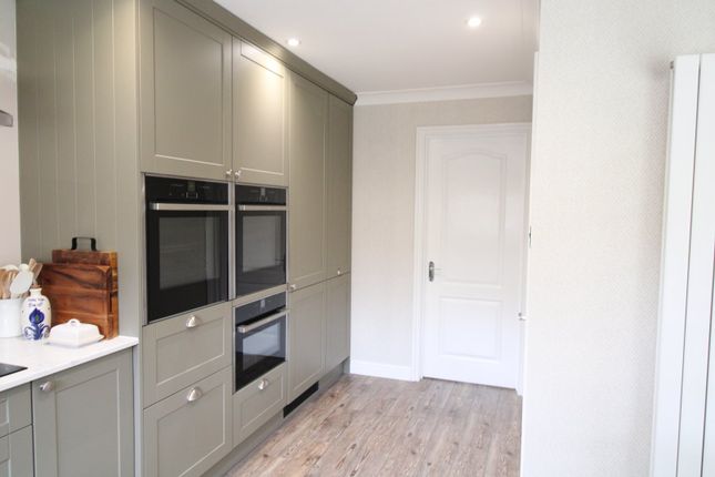 5, Park Glen, Southampton photo 3