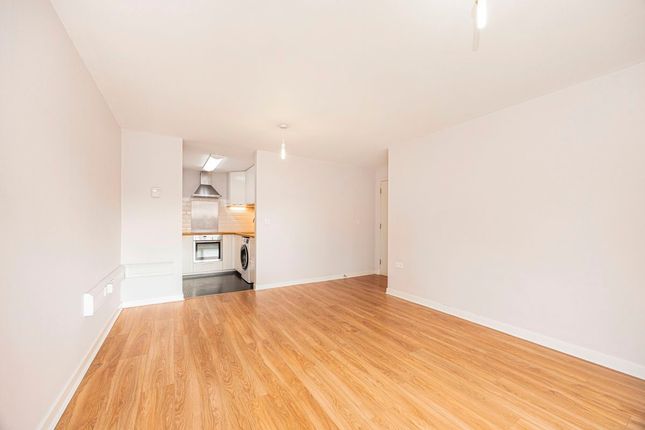 Apartment 124, Burford Wharf Apartments, London photo 3