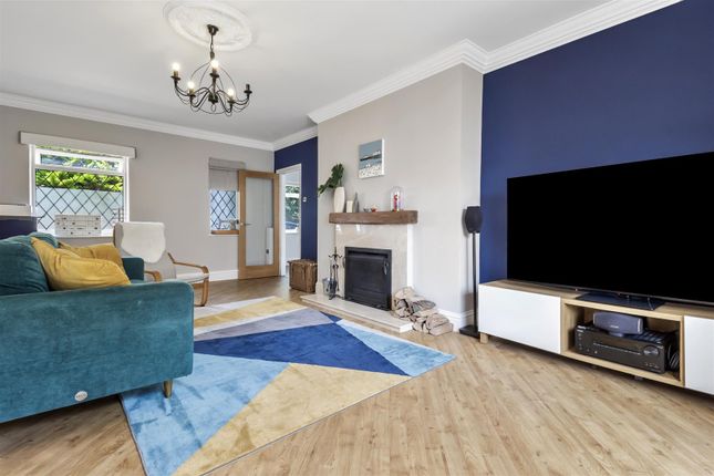 63, Poulters Lane, Worthing photo 4