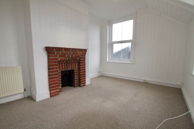 Flat for sale in High Street, St. Margarets-At-Cliffe, Dover