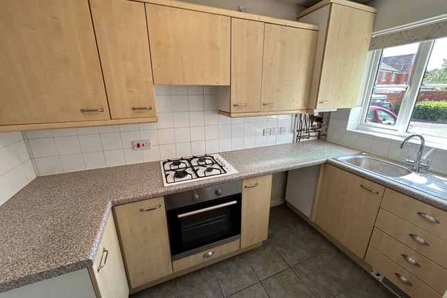 14, Foxglove road, Romford photo 3