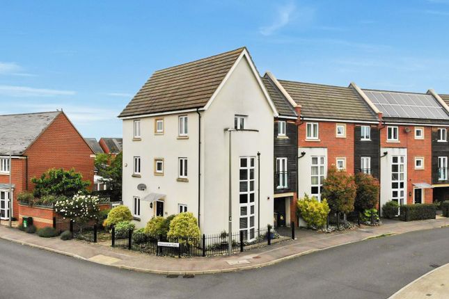 4-bed house on 21, Gloucester Gate, Milton Keynes, £535,000