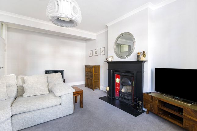14, Dickinson Avenue, Rickmansworth photo 4