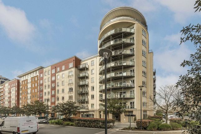 Thumbnail Flat for sale in Boulevard Drive, London