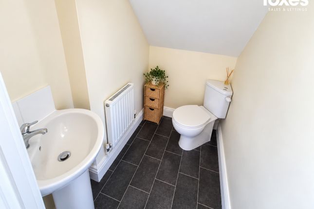 52 Parkwood Road, Dorset photo 4