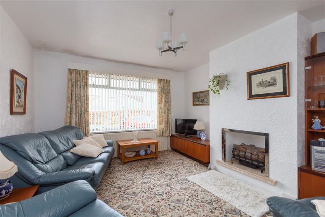 16, St. Pauls Drive, Lancaster photo 2