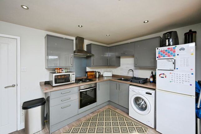18, Derwent Close, Rainworth, Mansfield photo 4